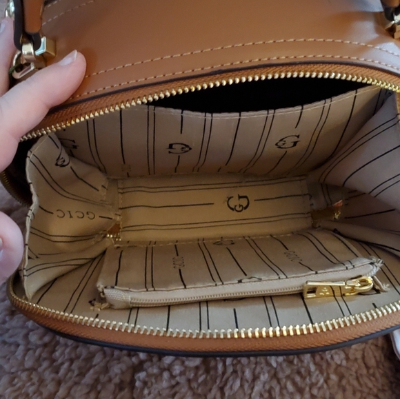 Purse - Picture 3 of 5